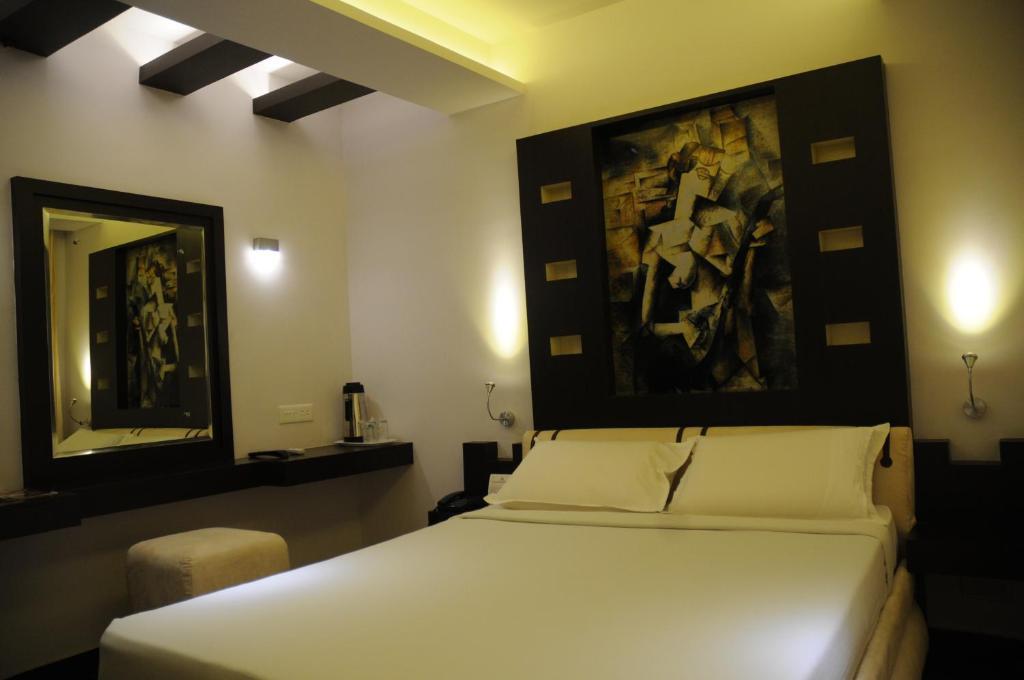 Hotel Gokulam Park Csennai Kültér fotó