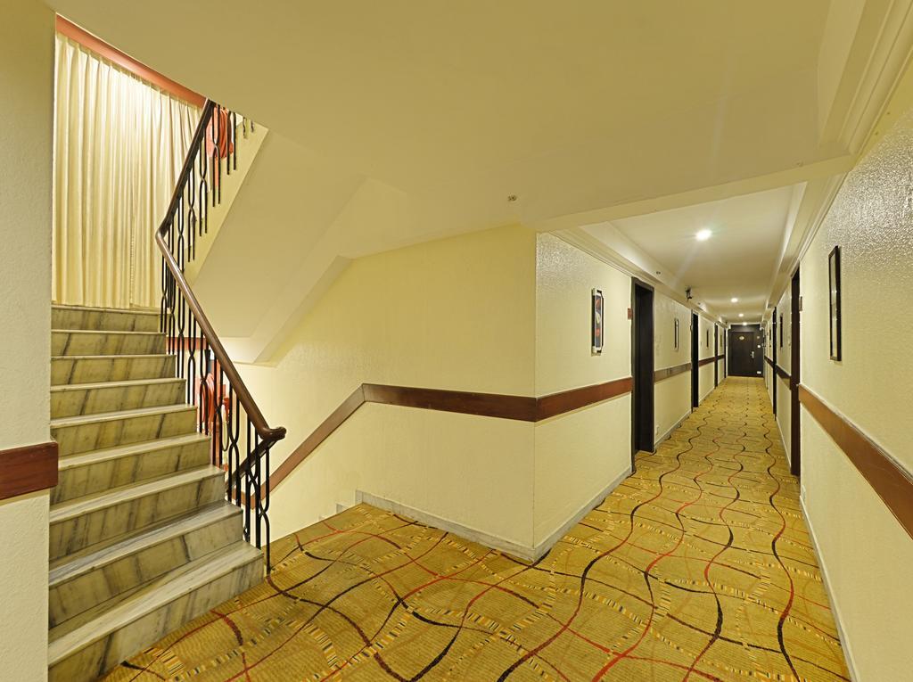 Hotel Gokulam Park Csennai Kültér fotó