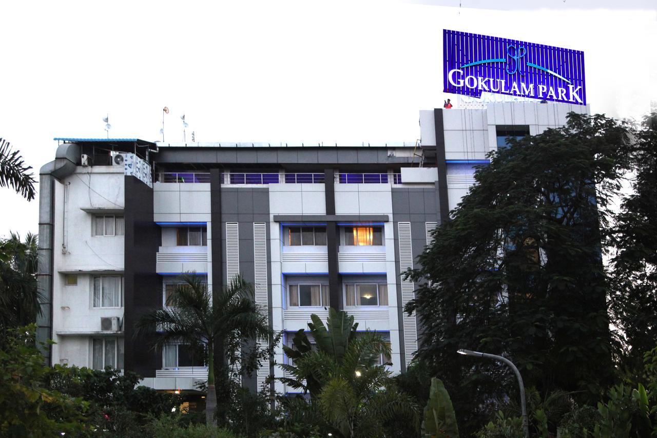 Hotel Gokulam Park Csennai Kültér fotó